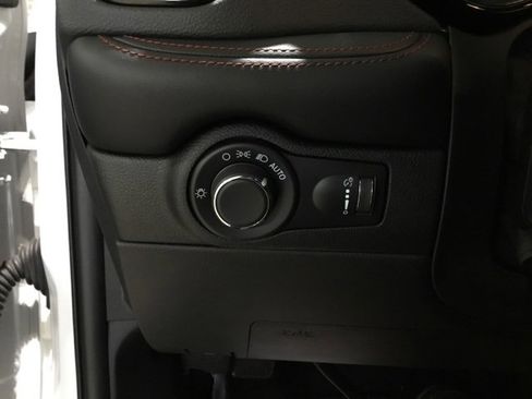 Used 2024 Dodge Durango GT image 36