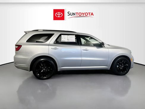 Used 2024 Dodge Durango GT image 2