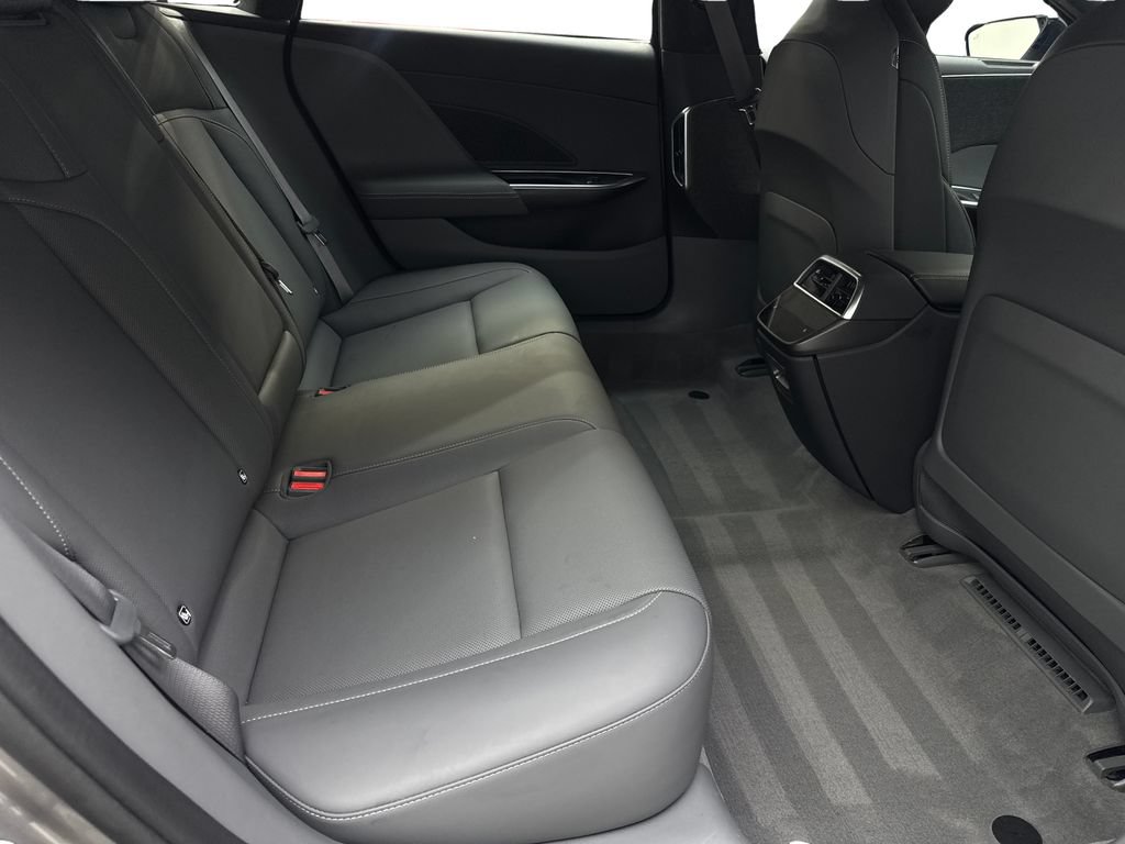 Used 2024 Lucid Air Touring AWD/4WD image 39