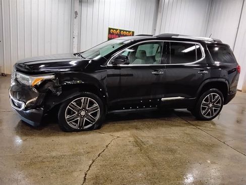 Used 2018 GMC Acadia Denali w/ Technology Package image 5
