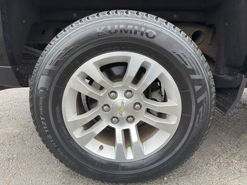 Used 2017 Chevrolet Silverado 1500 LT w/ All Star Edition image 10