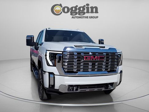New 2026 GMC Sierra 3500 Denali image 18