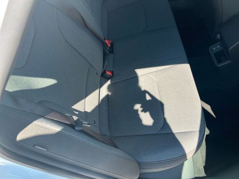 Used 2025 Kia K4 LXS image 40