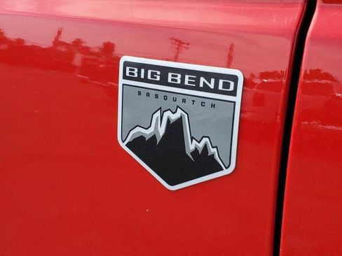 Used 2023 Ford Bronco Big Bend w/ Sasquatch Package AWD/4WD image 28