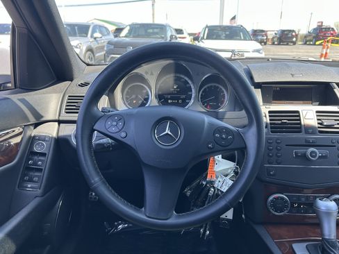 Used 2010 Mercedes-Benz C 300 4MATIC Sedan image 10