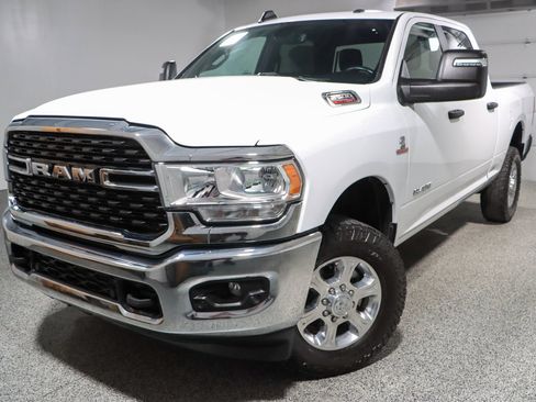 Used 2024 RAM 2500 Big Horn w/ Off Road Package AWD/4WD image 32