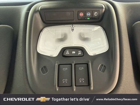 Used 2026 Chevrolet Colorado ZR2 w/ Technology Package image 34