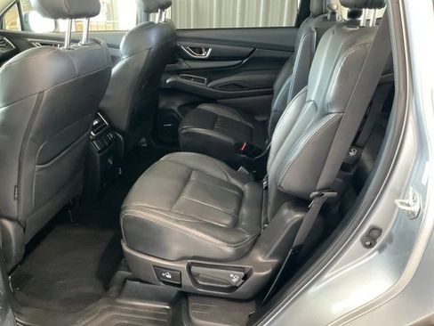Used 2023 Subaru Ascent Limited w/ Technology Package AWD/4WD image 18