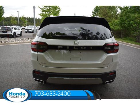 New 2026 Honda Pilot Elite image 6