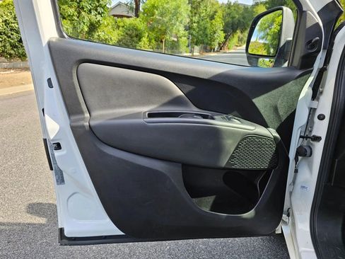 Used 2021 RAM ProMaster City Tradesman image 17