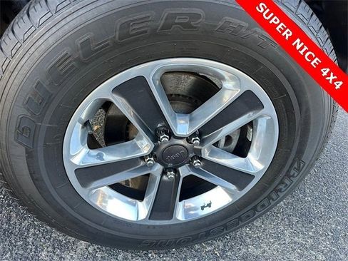 Used 2021 Jeep Gladiator Sport image 25