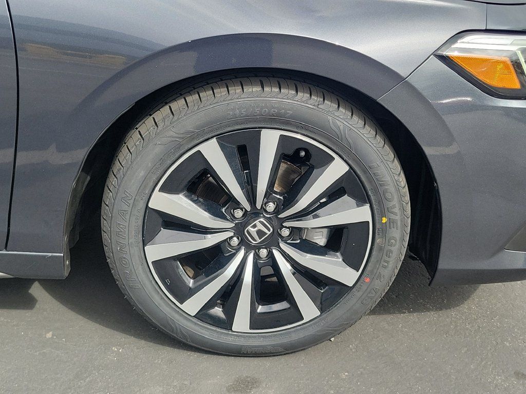 Certified 2024 Honda Civic EX-L image 6