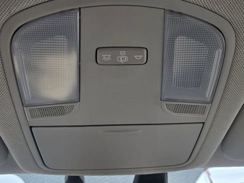 Used 2020 Hyundai Elantra SE FWD image 20