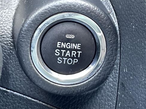 Used 2017 Subaru Crosstrek 2.0i Limited image 29