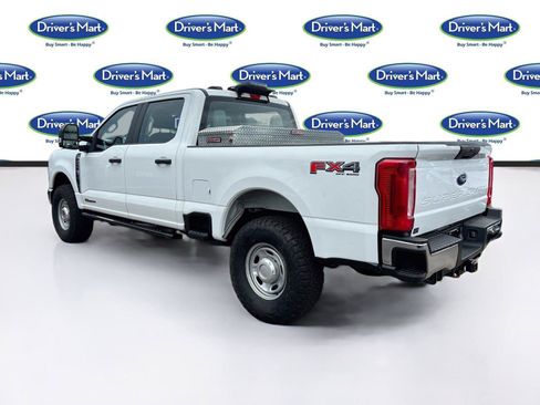 Used 2023 Ford F250 XL w/ FX4 Off-Road Package AWD/4WD image 5