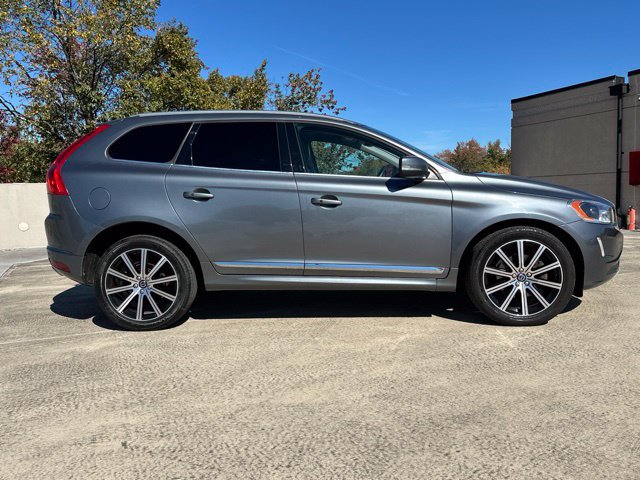 Used 2017 Volvo XC60 T6 Inscription w/ Advanced Package AWD/4WD image 9
