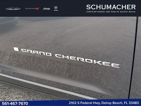 New 2026 Jeep Grand Cherokee Limited w/ Luxury Tech Group II AWD/4WD image 10