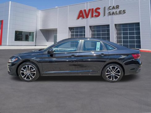 Used 2025 Volkswagen Jetta Sport FWD image 10