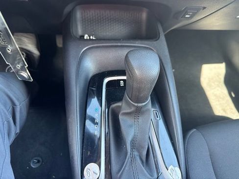 Used 2024 Toyota Corolla LE FWD image 15