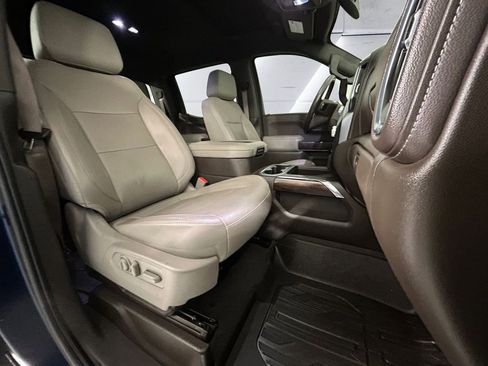 Used 2019 GMC Sierra 1500 SLT w/ SLT Premium Plus Package AWD/4WD image 14