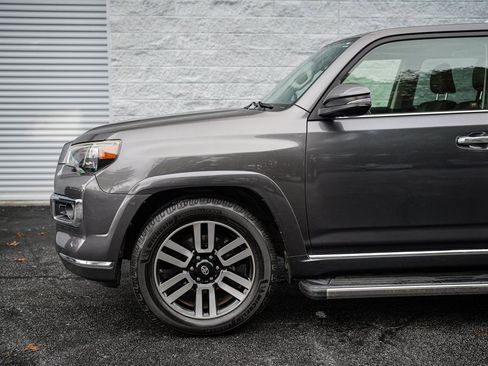 Used 2016 Toyota 4Runner Limited image 11