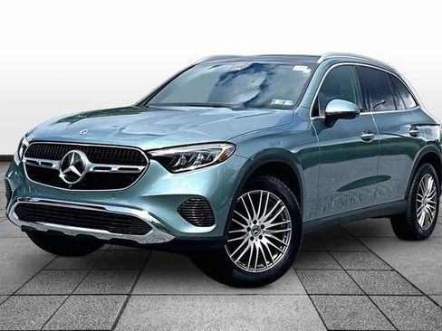 Certified 2026 Mercedes-Benz GLC 300 4MATIC image 4