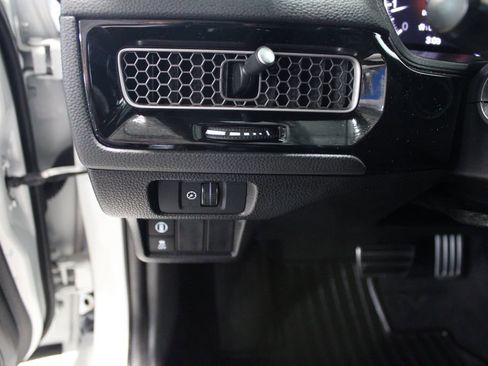 Used 2022 Honda Civic Sport image 14