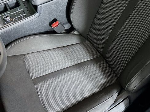 Certified 2023 Kia Sorento LX AWD/4WD image 18