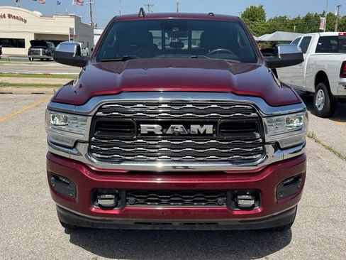 Used 2022 RAM 2500 Limited AWD/4WD image 2