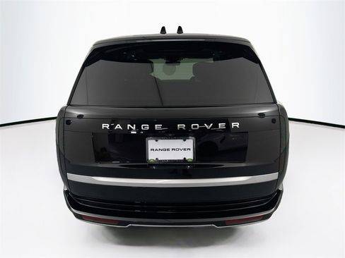 Certified 2024 Land Rover Range Rover Autobiography image 6