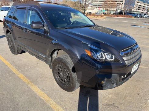 Used 2013 Subaru Outback 2.5i Premium image 2