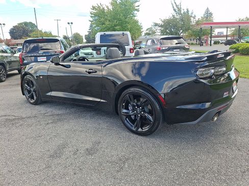 Used 2020 Chevrolet Camaro SS RWD image 4