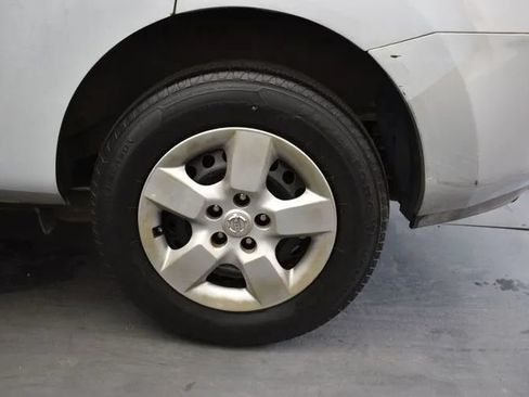 Used 2015 Nissan Rogue S w/ Convenience Package AWD/4WD image 30
