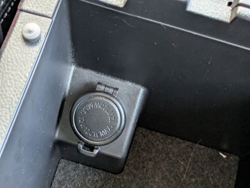 Certified 2021 Subaru Outback Premium image 32