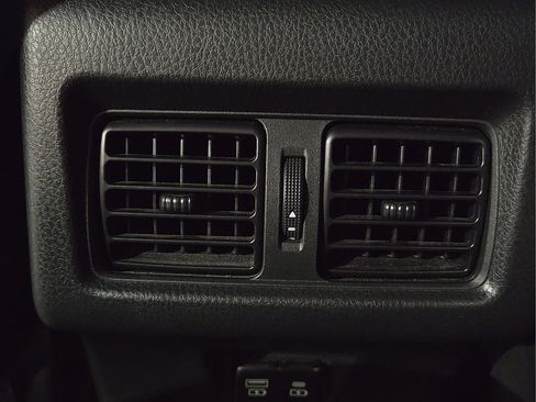 Certified 2025 Toyota Camry SE w/ Convenience Package FWD image 15