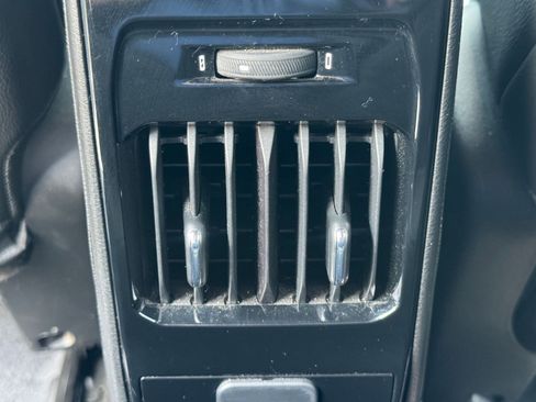 Used 2025 Jeep Compass Trailhawk image 23