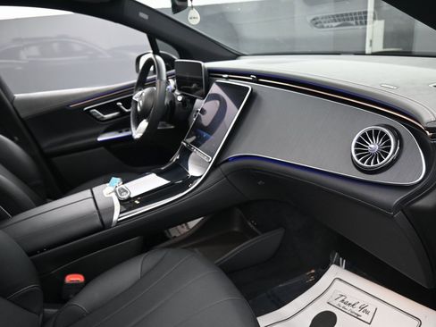 Used 2023 Mercedes-Benz EQE 500 4MATIC SUV image 37