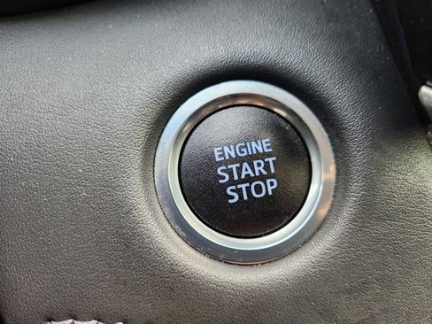 Used 2021 Toyota Highlander Platinum image 8