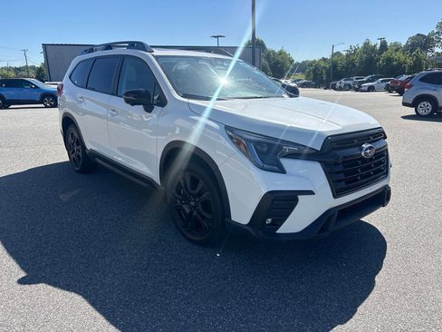 Used 2023 Subaru Ascent Onyx Edition Limited AWD/4WD image 9