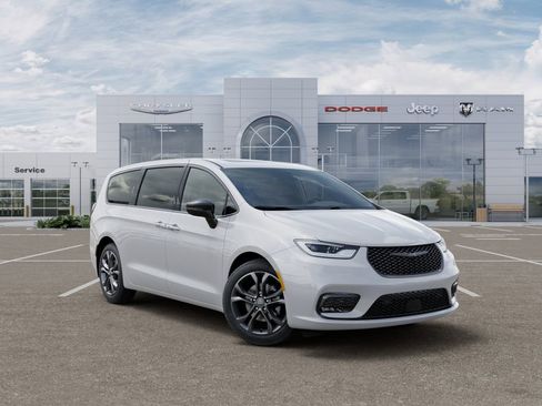 New 2026 Chrysler Pacifica Select FWD image 5