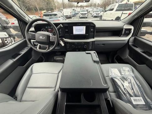 New 2026 Ford F450 XL w/ XL Chrome Package image 14