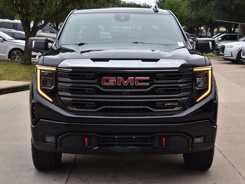 Used 2023 GMC Sierra 1500 AT4 AWD/4WD image 3