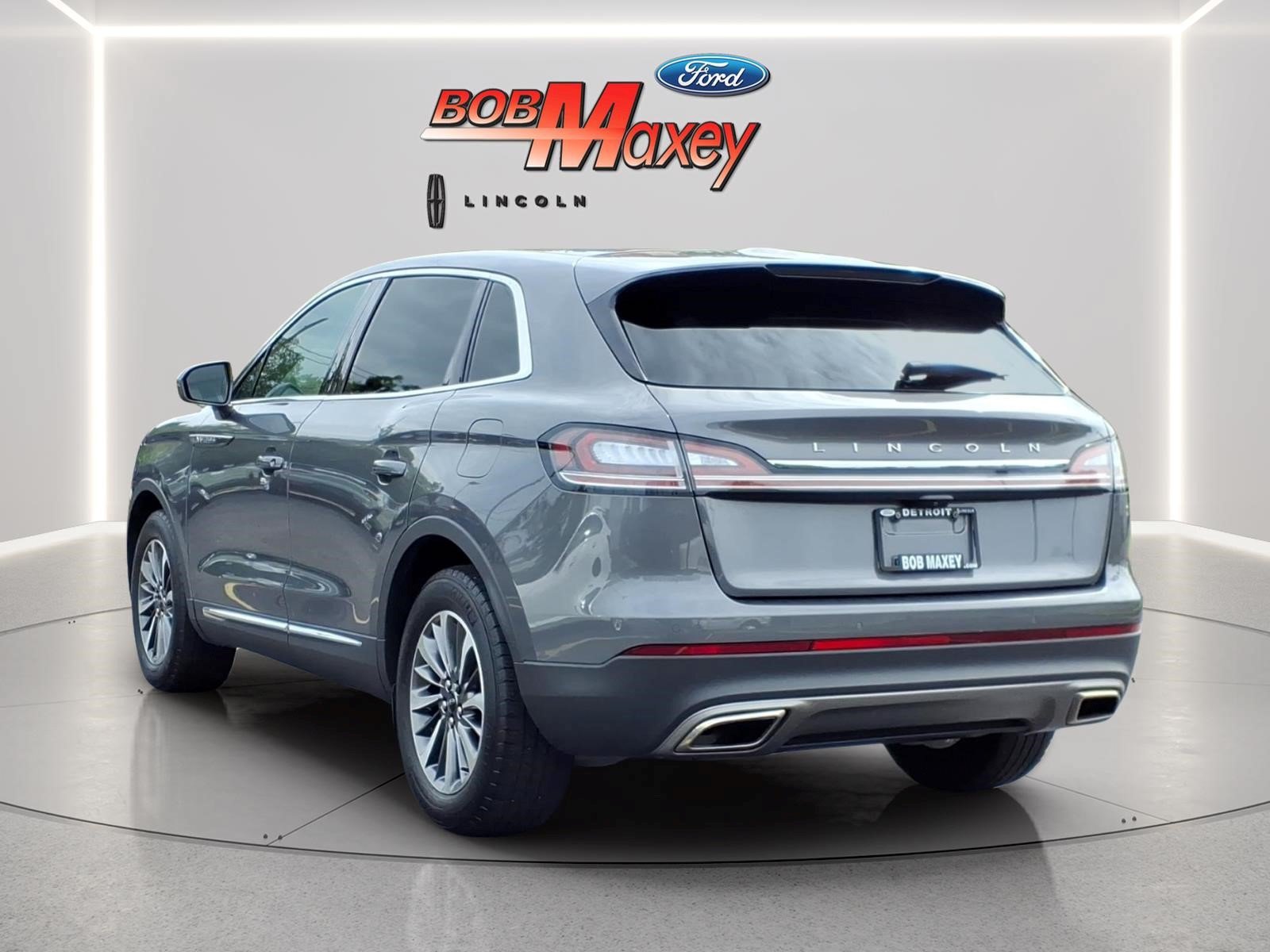 Certified 2023 Lincoln Nautilus Reserve FWD image 6