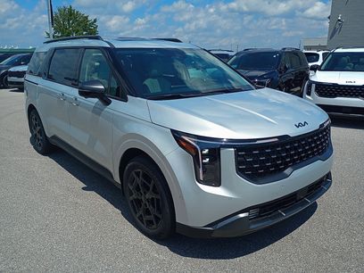 New 2026 Kia Carnival SX w/ SX Dark Edition Package