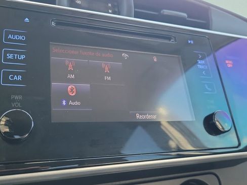 Used 2019 Toyota Corolla L FWD image 19