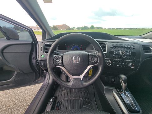 Used 2014 Honda Civic LX image 12