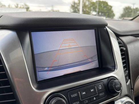 Used 2016 Chevrolet Suburban LTZ AWD/4WD image 33