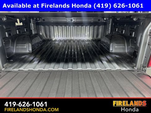 Used 2025 Chevrolet Silverado 1500 LT image 5