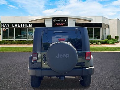 Used 2008 Jeep Wrangler Unlimited X AWD/4WD image 4