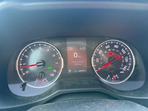 Used 2021 Toyota RAV4 XLE AWD/4WD image 8